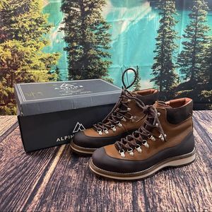 - Alpine Design Fernandez Hiker Mens Boots New in box Size 10